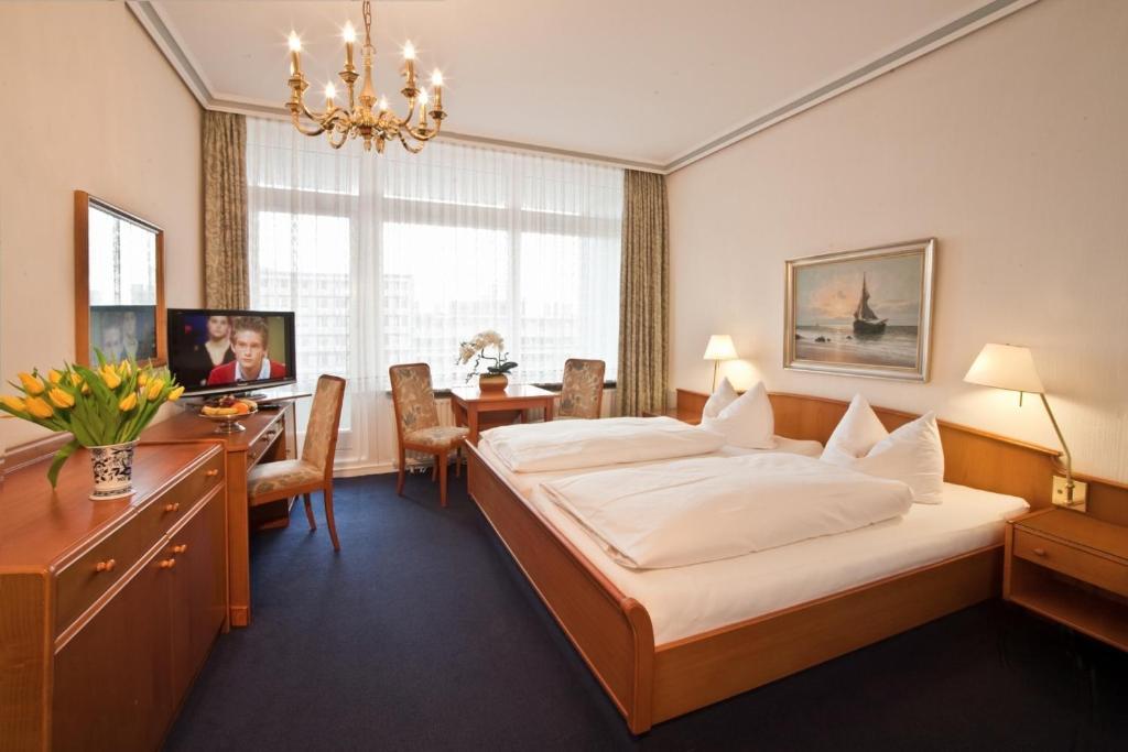 Strandhotel Monbijou Gmbh Garni Westerland Exterior foto