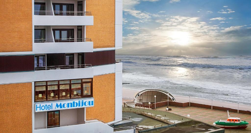 Strandhotel Monbijou Gmbh Garni Westerland Zimmer foto